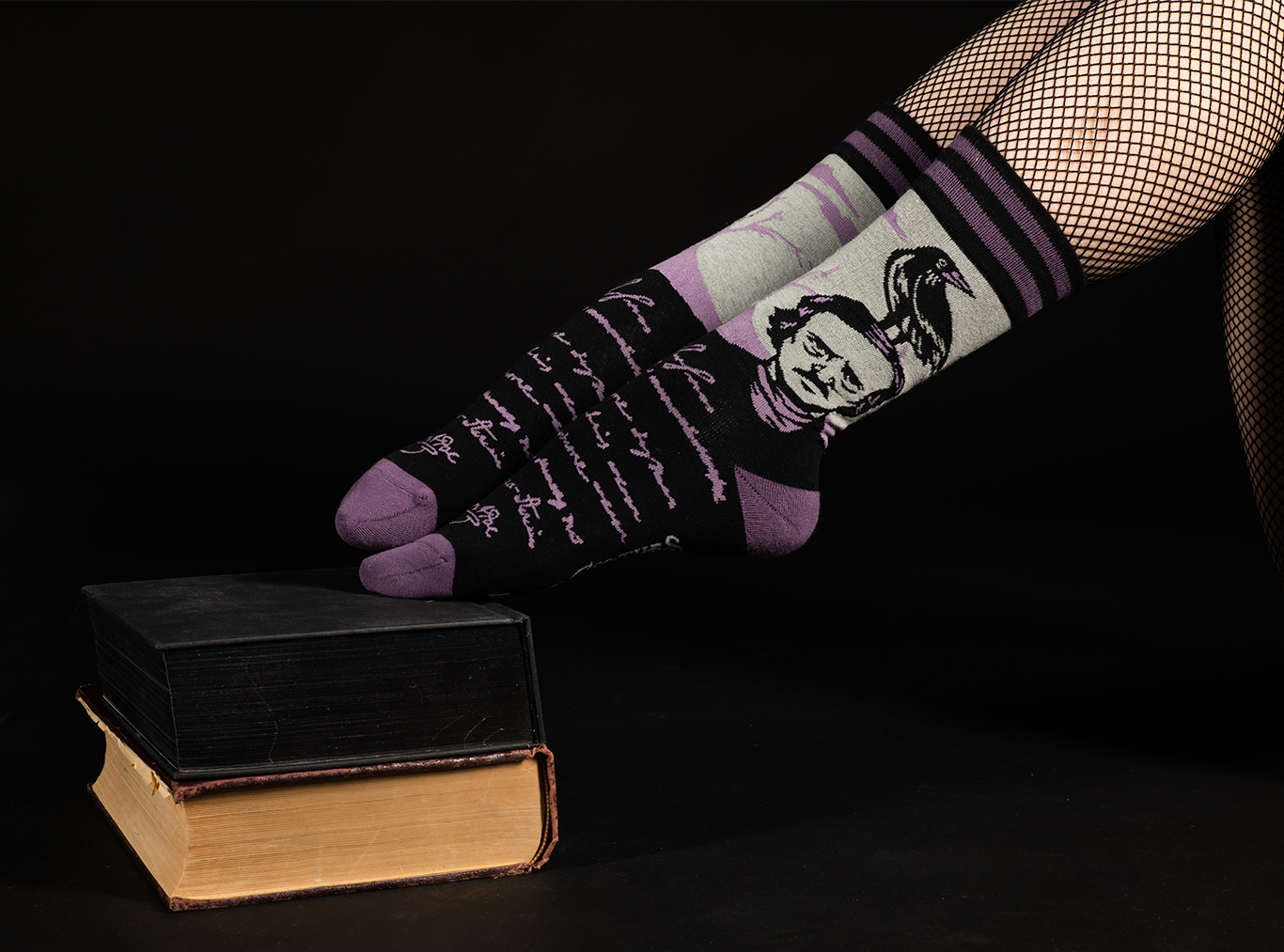 "Poe Raven, Dead Live Unisex Crew Socks"